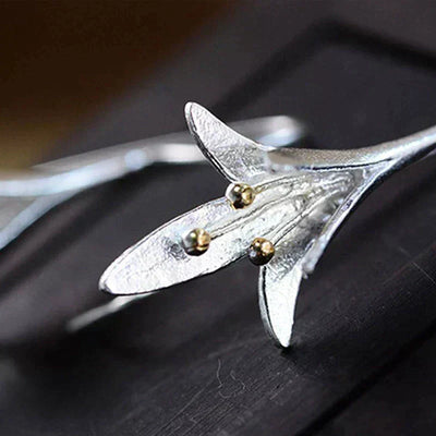 Oorbellen met Bloemen in Zilver