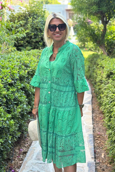 Mirelle – Tijdloze jurk met verfijnde details